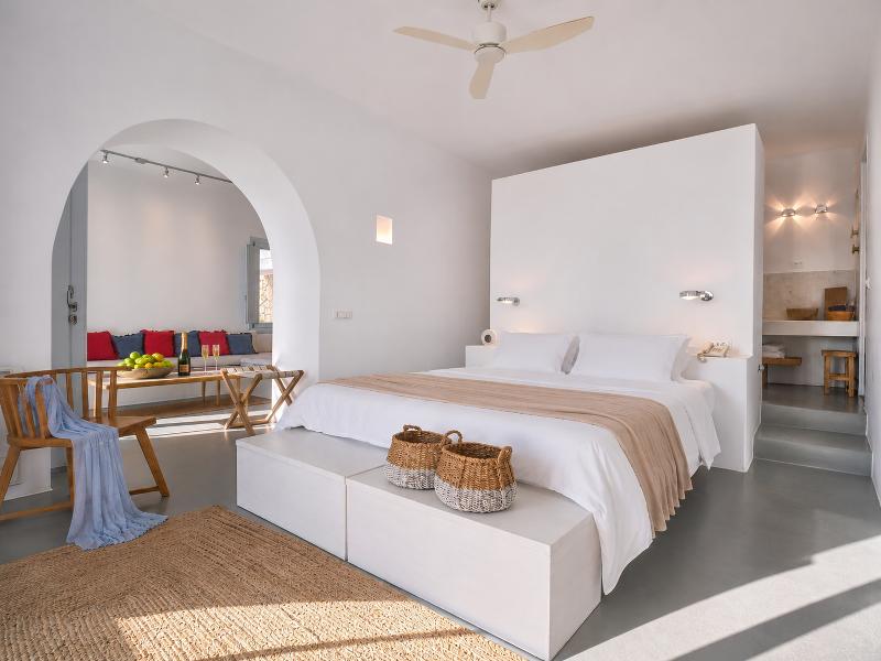 Santorini Heights - Oda