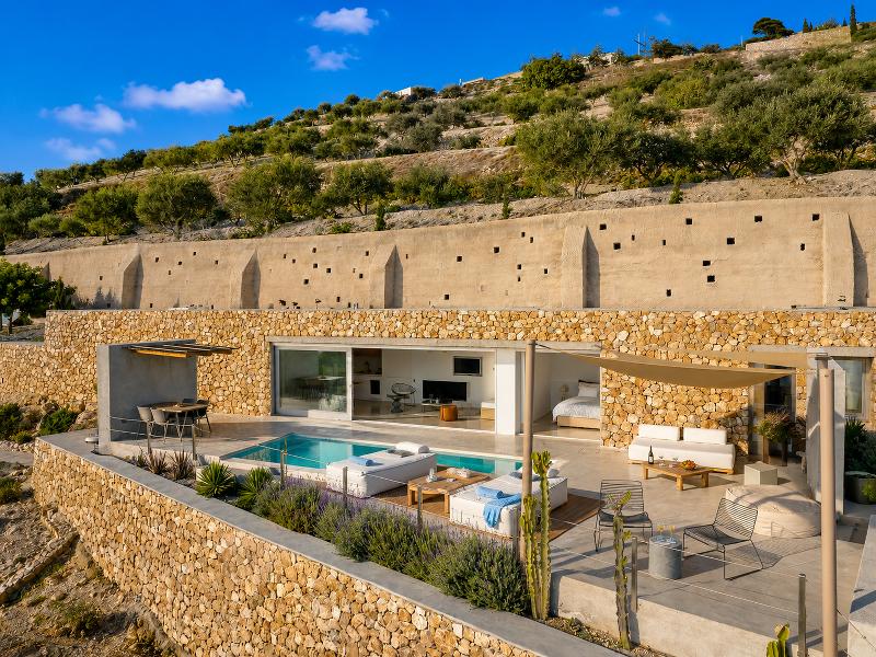 Santorini Heights - Oda
