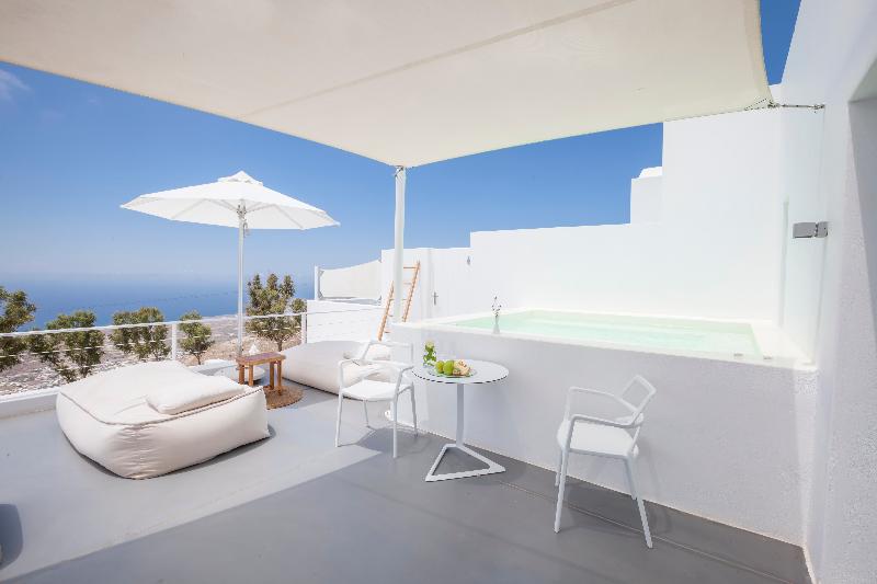 Santorini Heights - Oda