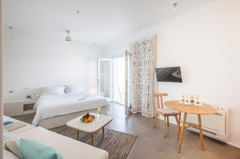 Santorini Heights - Oda