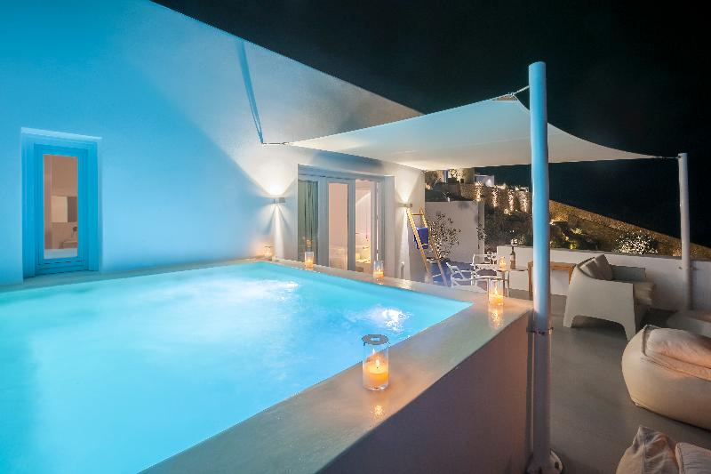 Santorini Heights - Oda