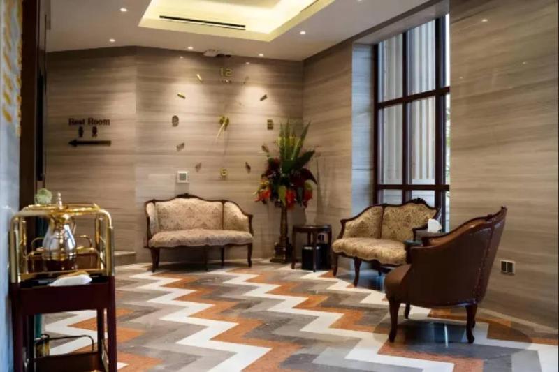 Palm Boutique Hotel - Lobi