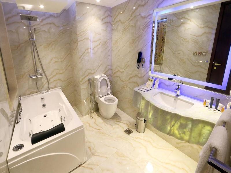 Nusk Al Madinah Hotel - Oda