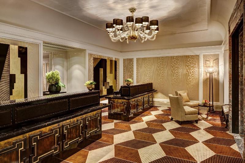 The Towers At Lotte New York Palace - Lobi