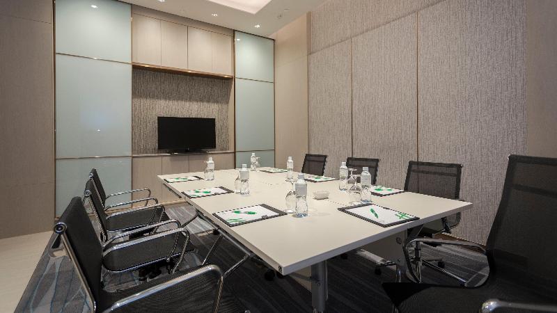 Holiday Inn Hotel & Suites Rayong City Centre - Toplantı