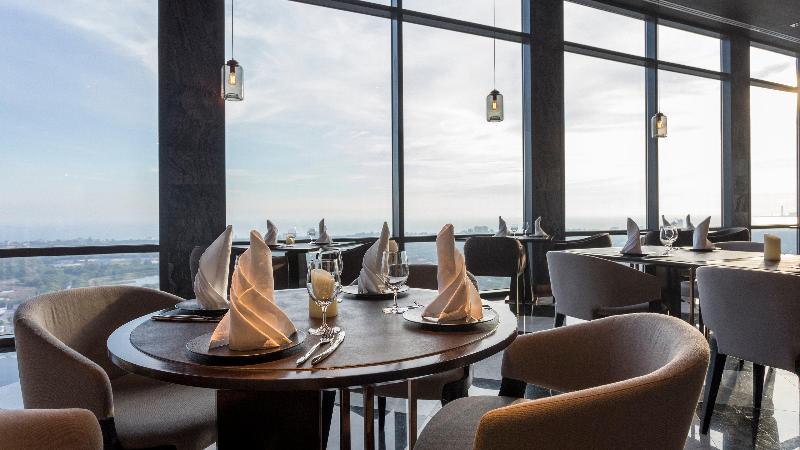 Holiday Inn Hotel & Suites Rayong City Centre - Restoran