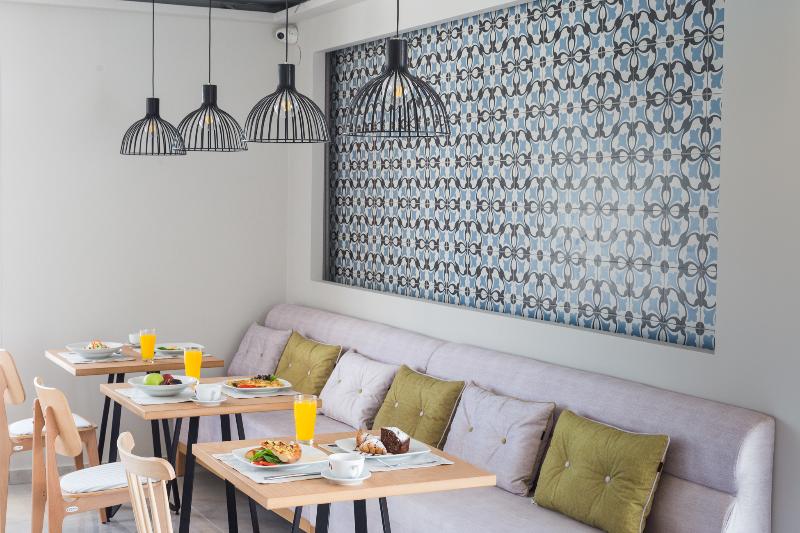 Mythic Summer Hotel - Restoran