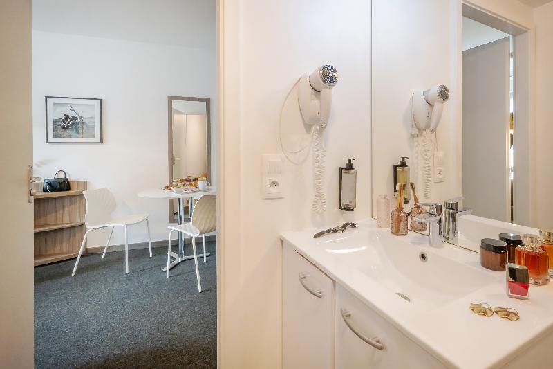 Nemea Appart Hotel Elypseo Strasbourg Port - Oda