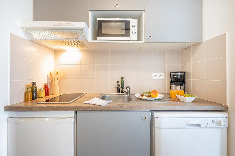 Nemea Appart Hotel Elypseo Strasbourg Port - Oda