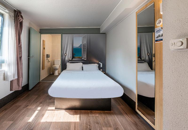 B&B HOTEL Chambery La Cassine - Oda