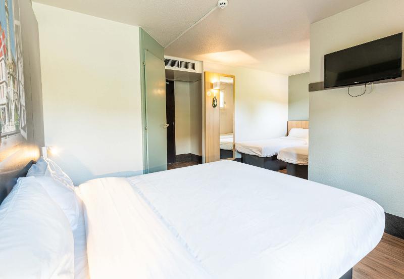 B&B HOTEL Chambery La Cassine - Oda