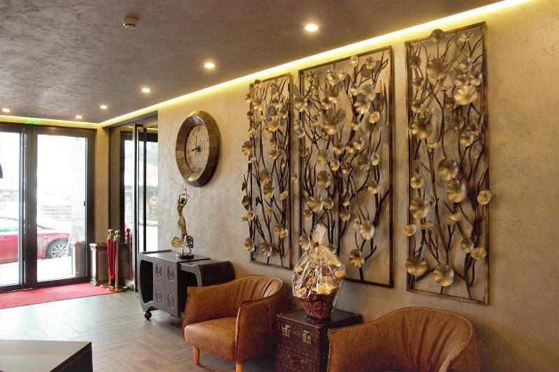 All Seasons Residence - Lobi