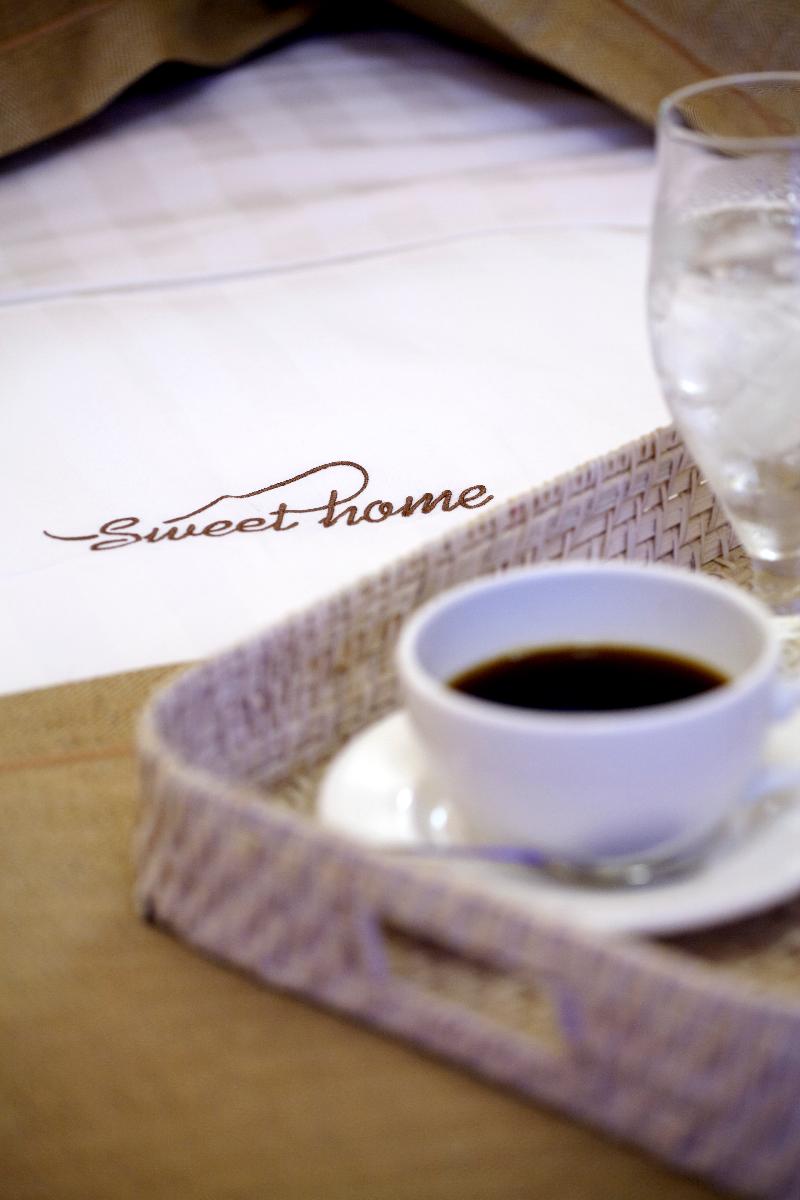 Sweet Home - Genel