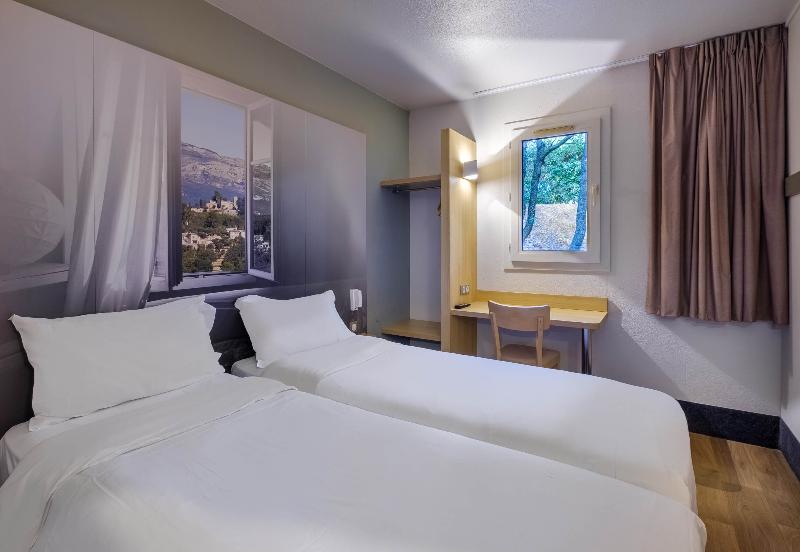 B&B HOTEL Antibes Sophia Antipolis - Oda