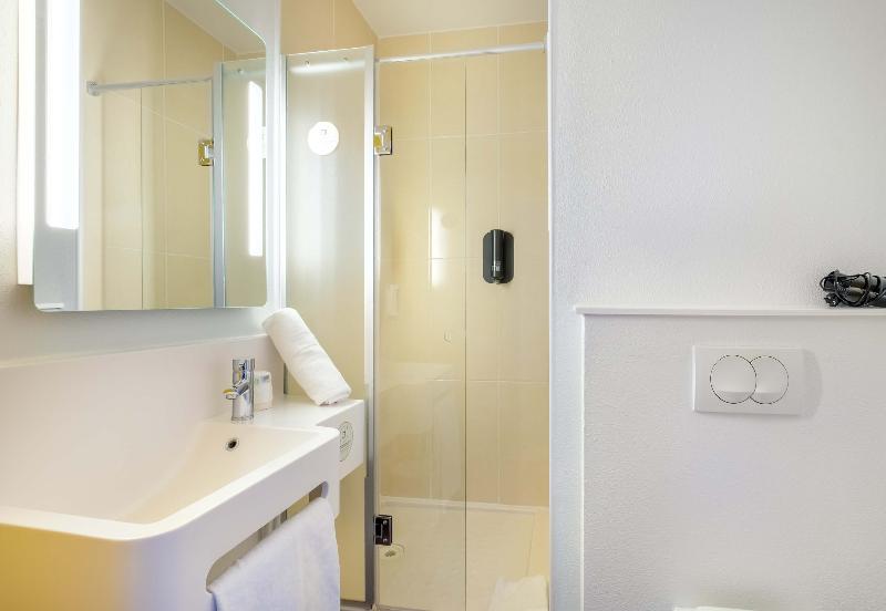B&B HOTEL CANNES La Bocca Plage - Oda