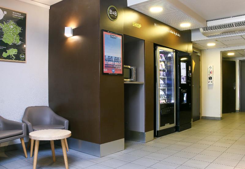 B&B HOTEL FREJUS Roquebrune - Lobi