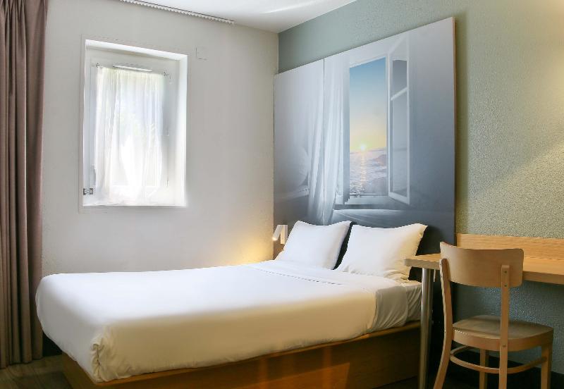 B&B HOTEL FREJUS Roquebrune - Oda