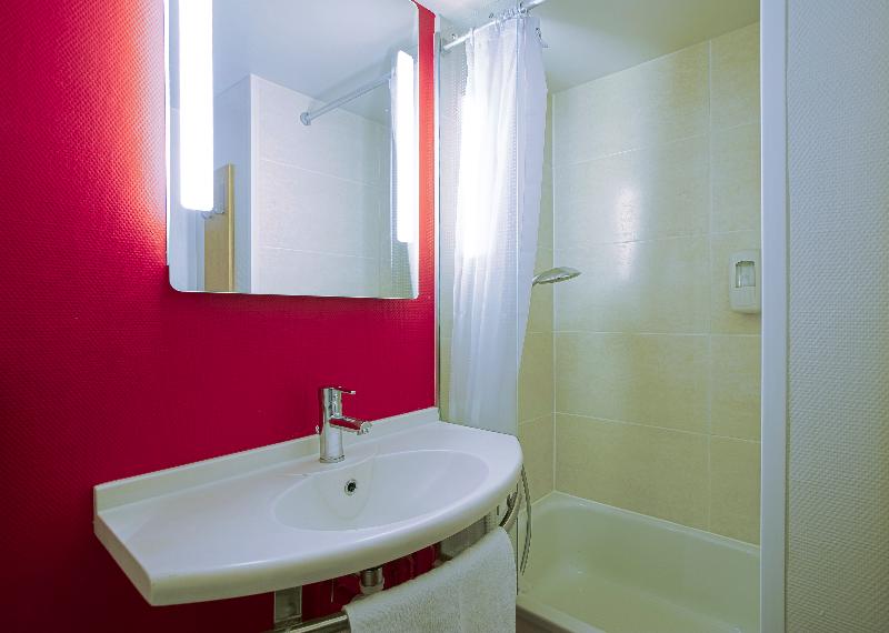 B&B HOTEL AVIGNON 1 - Oda