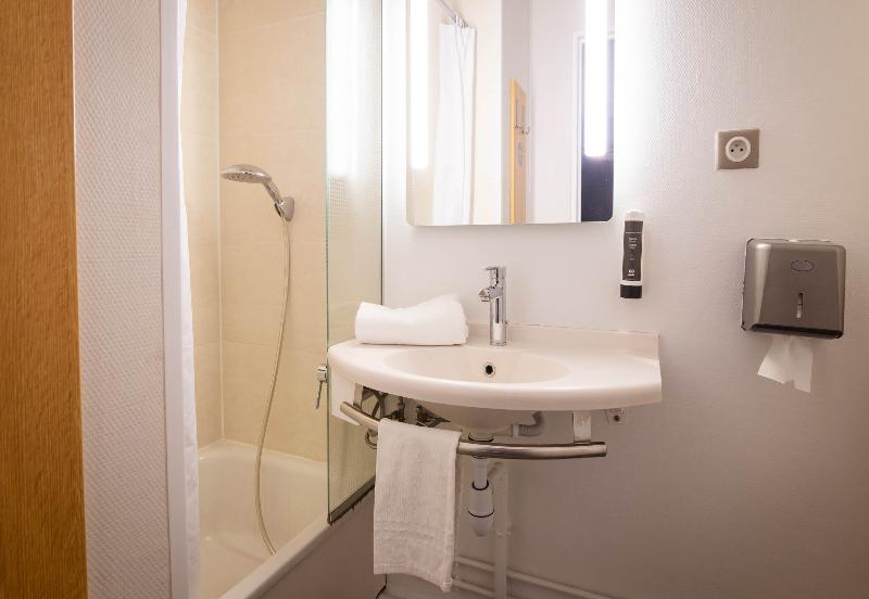 B&B HOTEL AVIGNON 1 - Oda