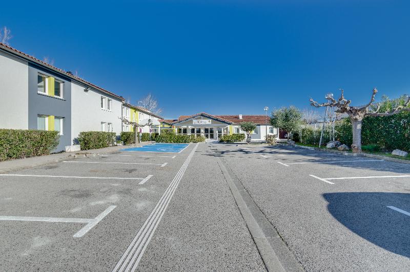 B&B HOTEL Frejus Pujet Sur Argens 3 étoiles - Genel