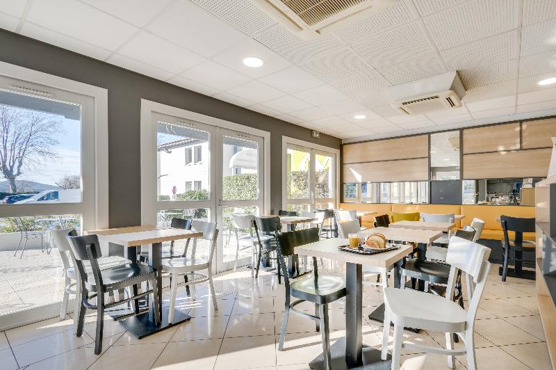 B&B HOTEL Frejus Pujet Sur Argens 3 étoiles - Restoran