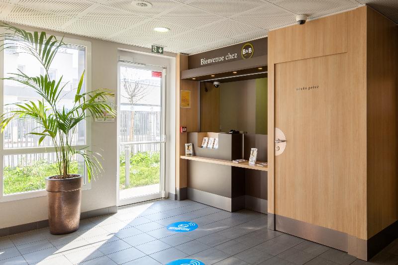 B&B HOTEL Orly CHEVILLY Marché International - Lobi