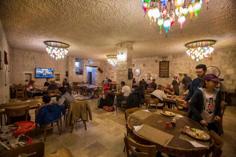 Hera Cave Suites - Restoran