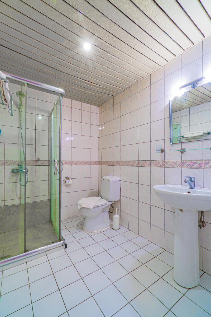 Grand Bahama Beach Hotel - Oda