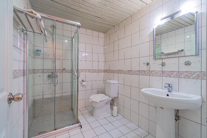 Grand Bahama Beach Hotel - Oda