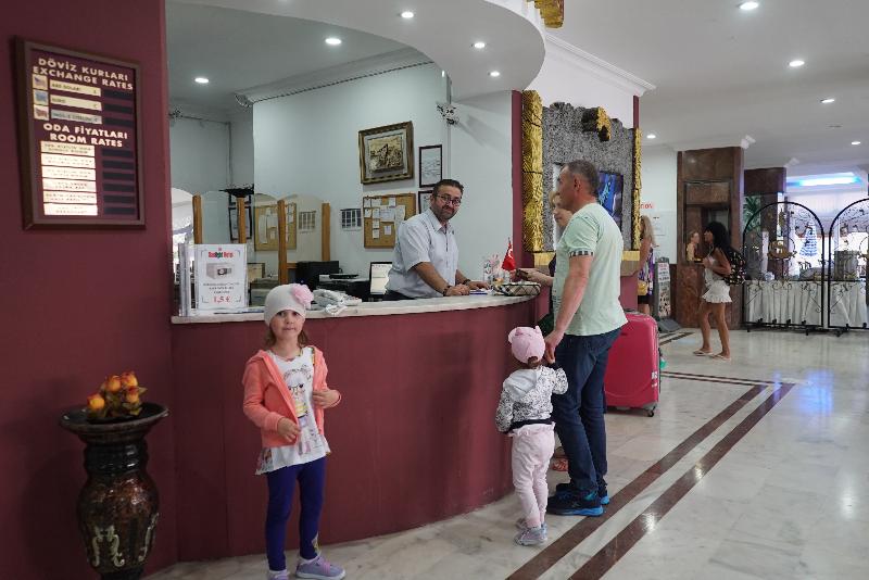 Kleopatra Sunlight Hotel - Lobi
