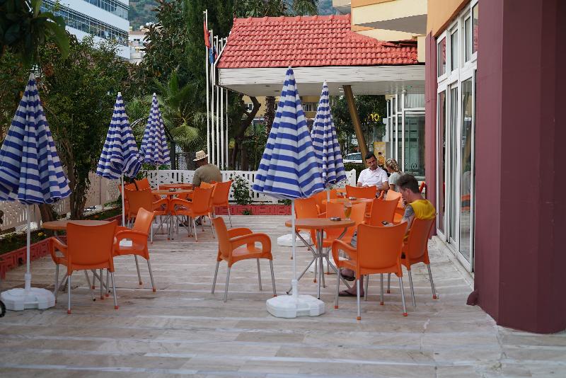 Kleopatra Sunlight Hotel - Teras