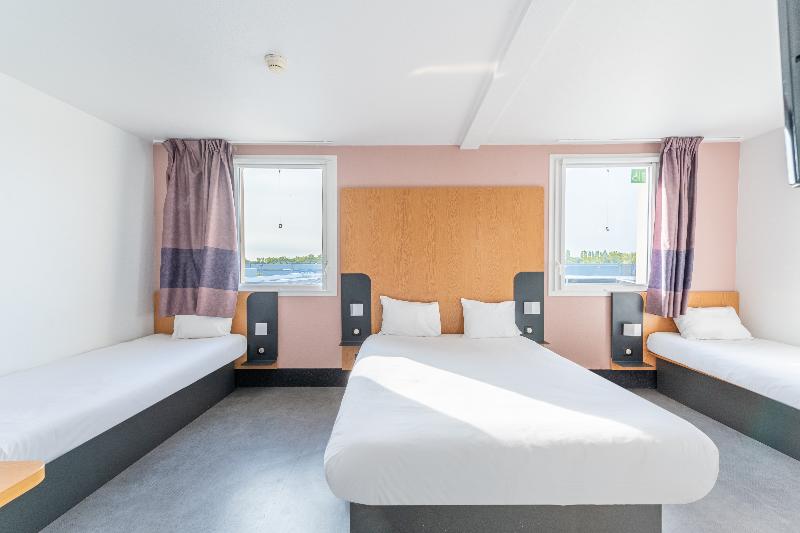 B&B HOTEL Lieusaint Carré Sénart - Oda