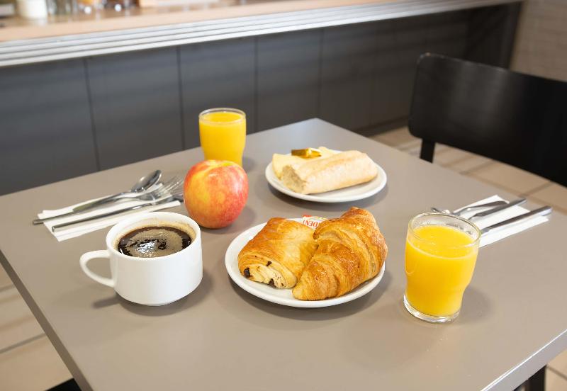 B&B HOTEL LOUVECIENNES - Restoran