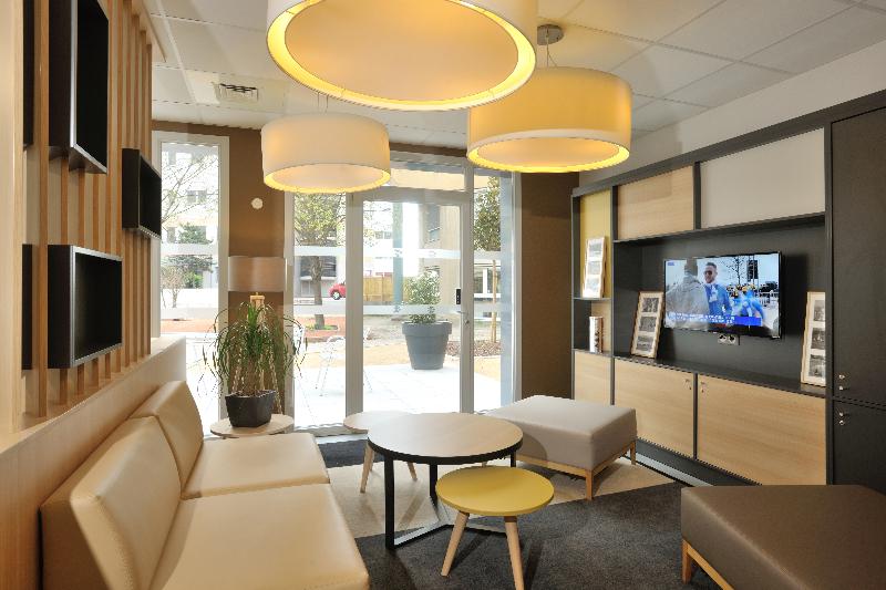 B&B HOTEL Lyon Caluire Cité Internationale - Lobi