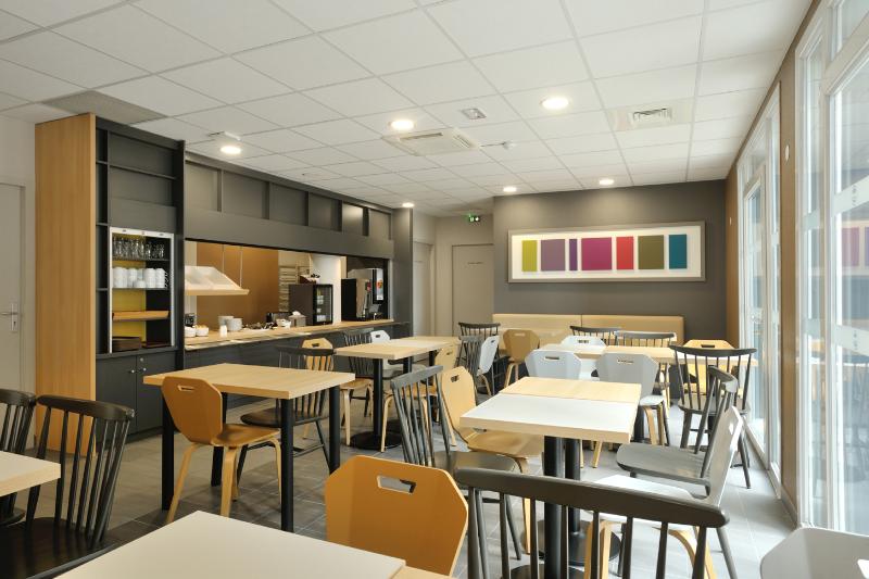 B&B HOTEL Lyon Caluire Cité Internationale - Restoran
