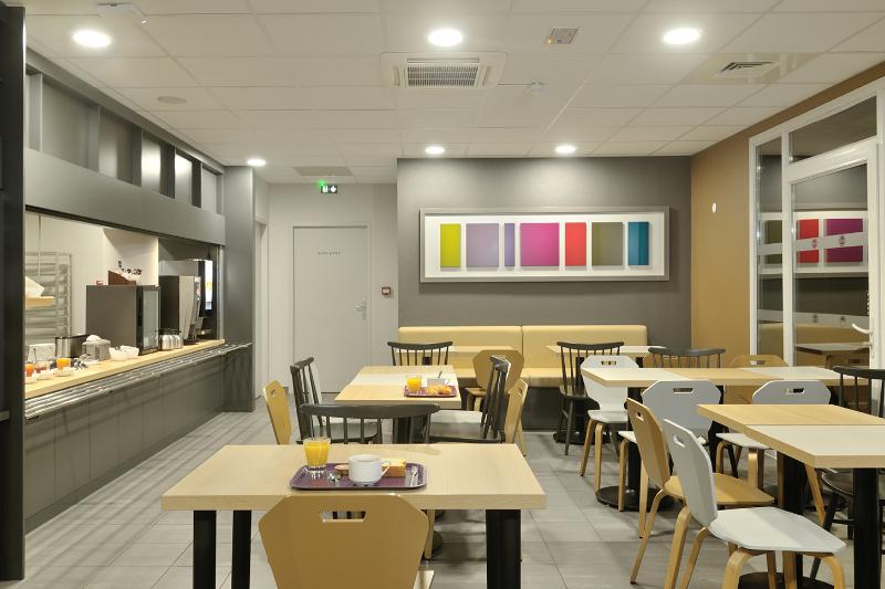 B&B HOTEL Lyon Caluire Cité Internationale - Restoran