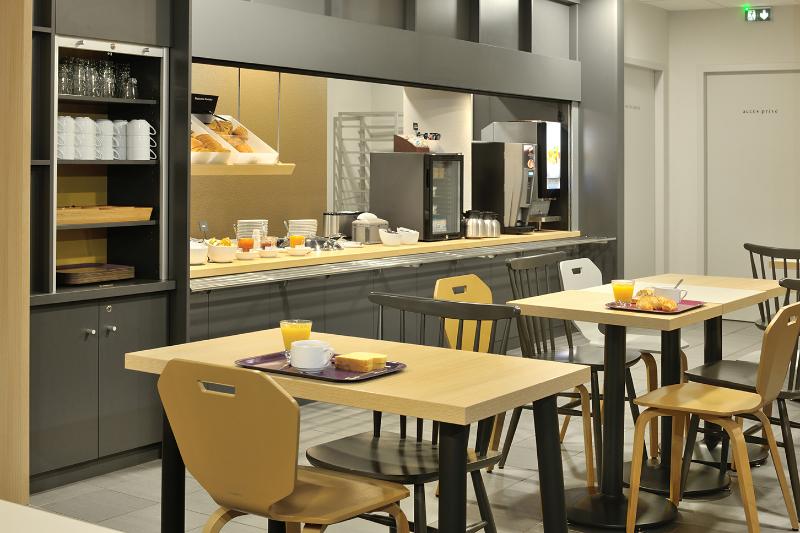 B&B HOTEL Lyon Caluire Cité Internationale - Restoran