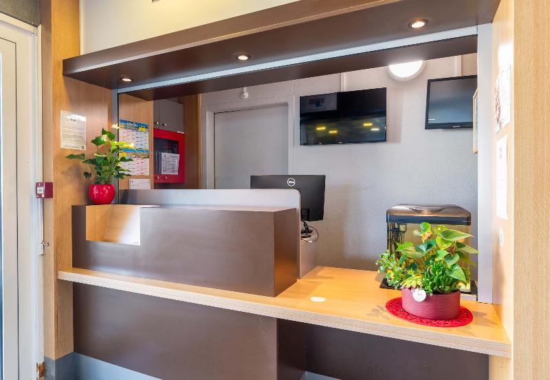 B&B Hôtel LYON Saint-Bonnet Mi-Plaine - Lobi