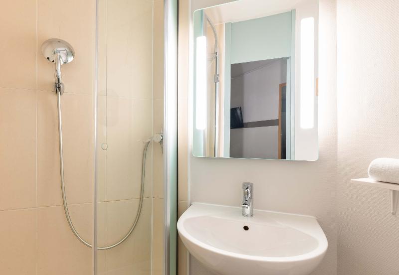 B&B Hôtel LYON Saint-Bonnet Mi-Plaine - Oda