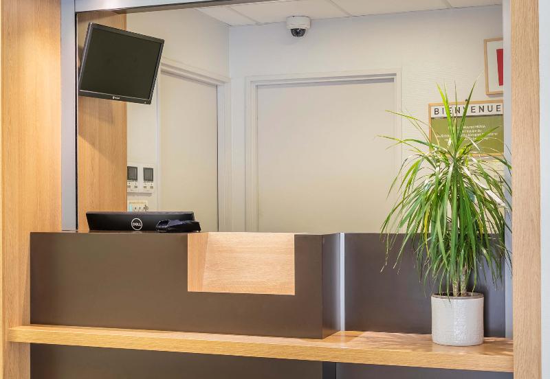 B&B Hôtel Marseille St Victoret - Lobi