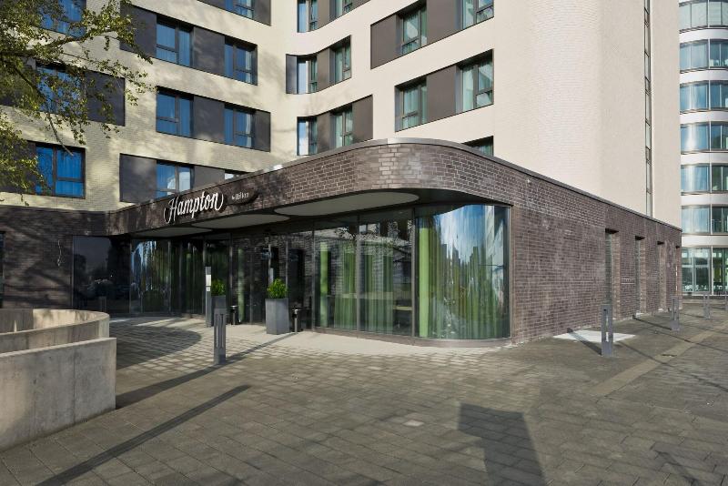Hampton by Hilton Frankfurt Airport - Genel