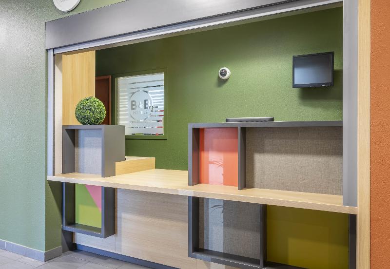 B&B HOTEL Marseille les Ports - Lobi