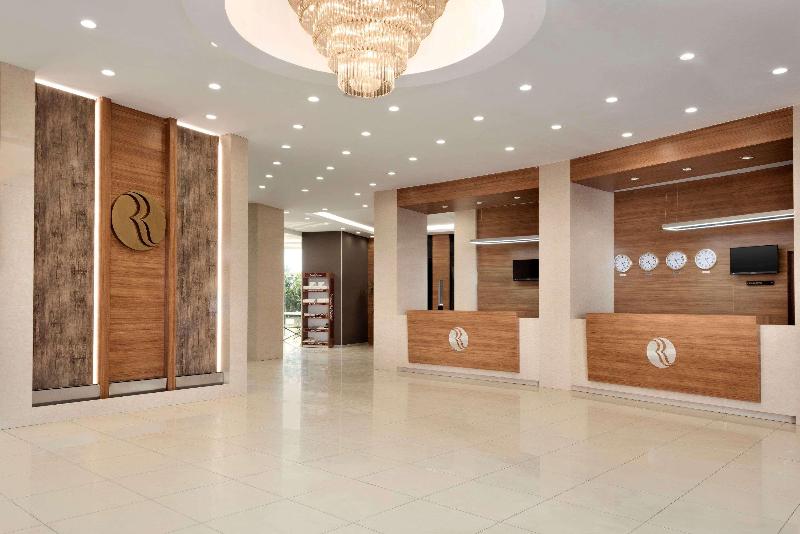 Ramada Hotel & Suites Edirne - Lobi