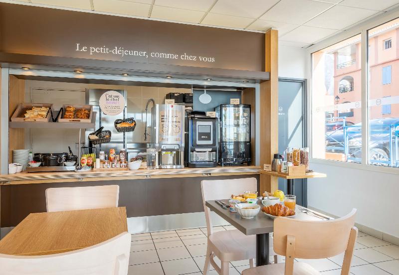 B&B HOTEL MARTIGUES Port de Bouc - Restoran