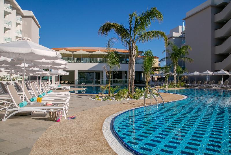 Vangelis Hotel & Suites - Havuz