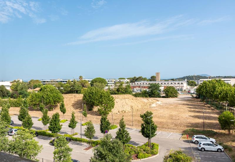 B&B Hôtel Montpellier Centre Le Millénaire - Genel