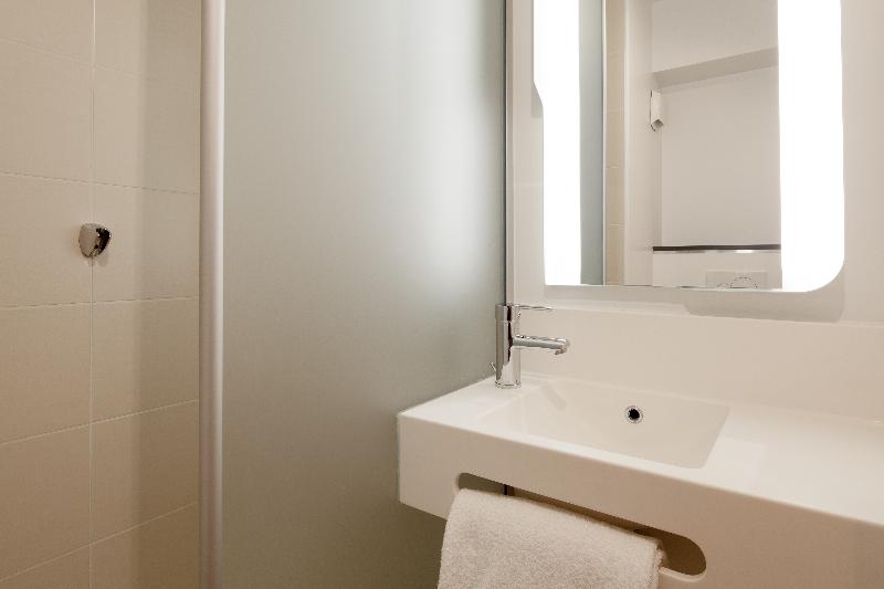 B&B HOTEL Nanterre Rueil Malmaison - Oda