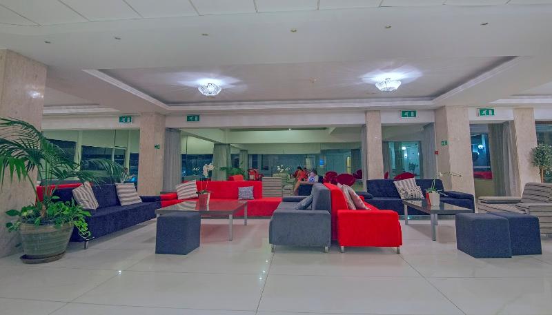 The Dome Beach Hotel & Resort - Lobi