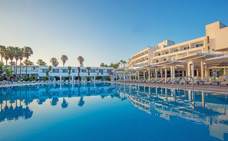 The Dome Beach Hotel & Resort - Havuz