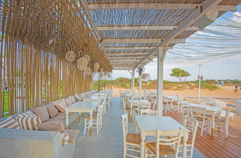 The Dome Beach Hotel & Resort - Plaj